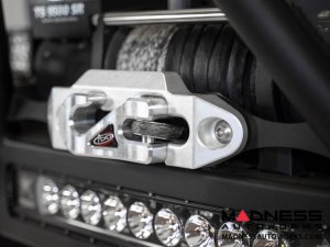 Jeep Wrangler JL Capture Fairlead - Black Jeep Wrangler JL Capture Fairlead - Black